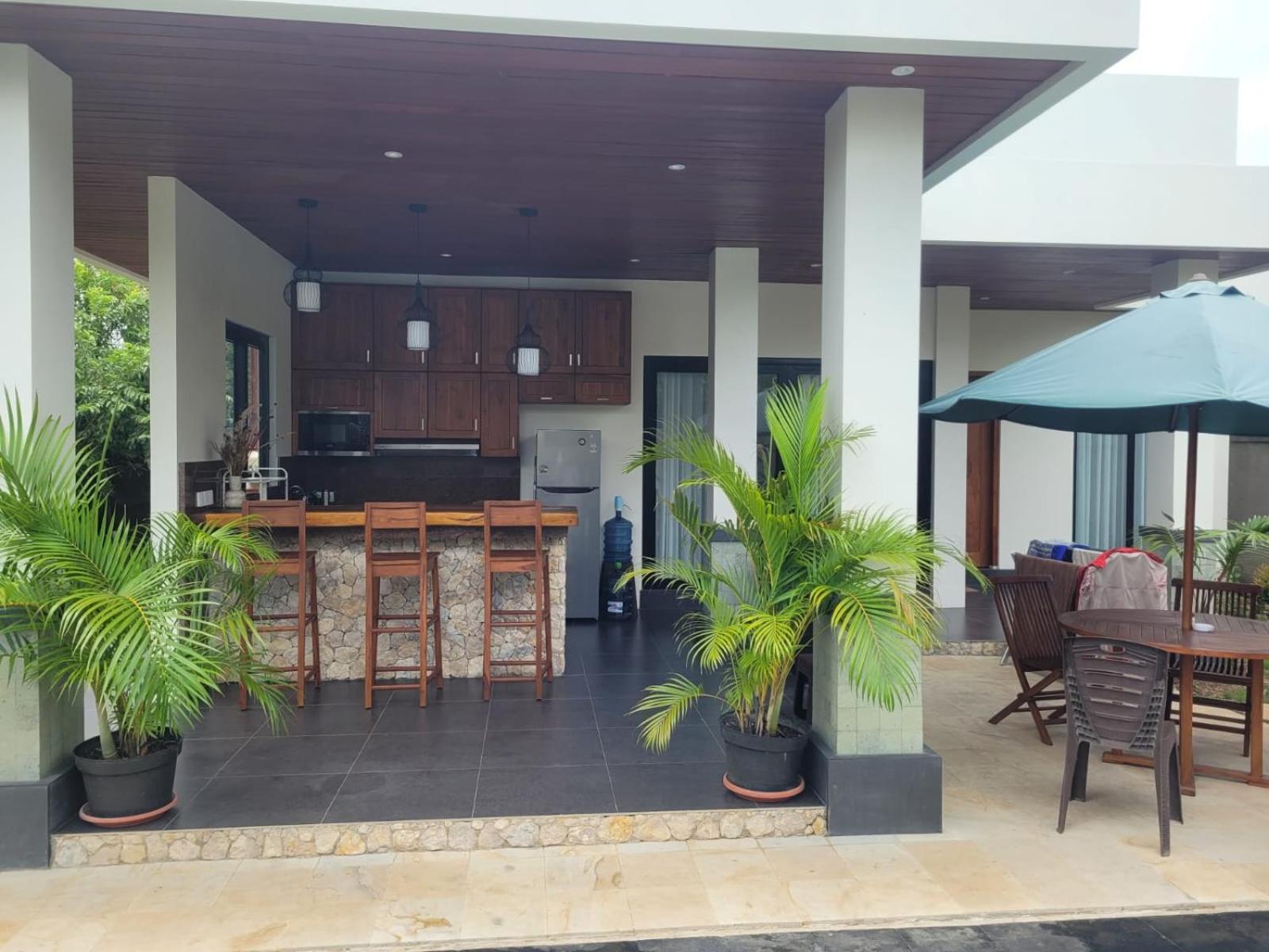 Villa Niang Ando Labuan Bajo Exterior photo